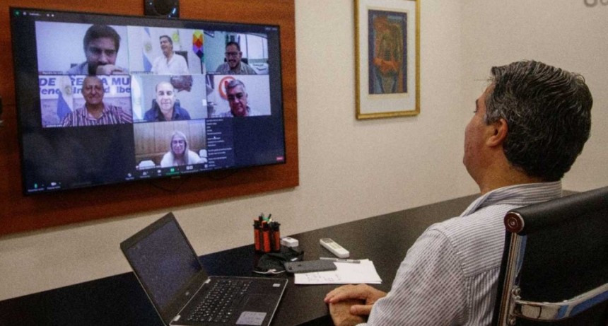 Capitanich e intendentes del sudoeste coordinaron acciones para frenar el aumento de casos de COVID