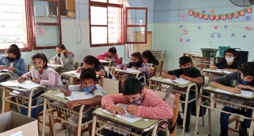 Arrancan las clases presenciales en 22 provincias del pa&iacute;s