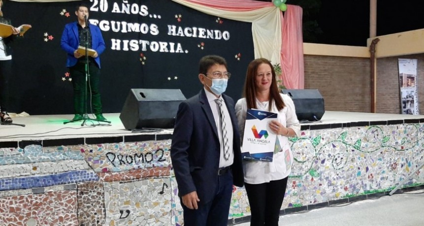 Villa &Aacute;ngela: AUTORIDADES MUNICIPALES PARTICIPARON EN EL 20&deg; ANIVERSARIO DE LA ESCUELA N&deg; 1021 &ldquo;PEDRO ORTEGA&rdquo;