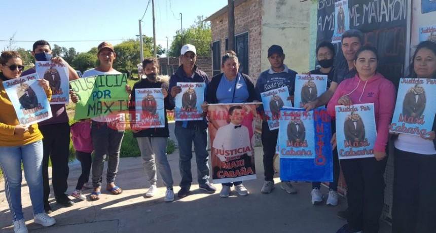 Villa &Aacute;ngela: FAMILIARES DE &ldquo;MAXI CABA&Ntilde;AS&rdquo; MANIFESTARON UN NUEVO PEDIDO DE JUSTICIA | &ldquo;ya no queremos seguir esperando m&aacute;s, estamos cansados&rdquo;