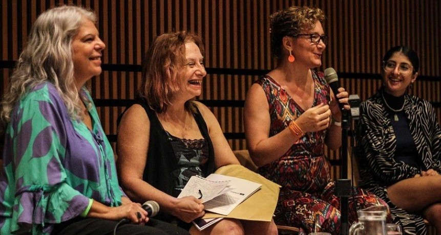 CON SUGERENCIAS PARA EL TRABAJO DE PERIODISTAS, COMUNICADORES Y COMUNICADORAS: Violencia de g&eacute;nero en entornos digitales, presentaron una gu&iacute;a para su abordaje en los medios