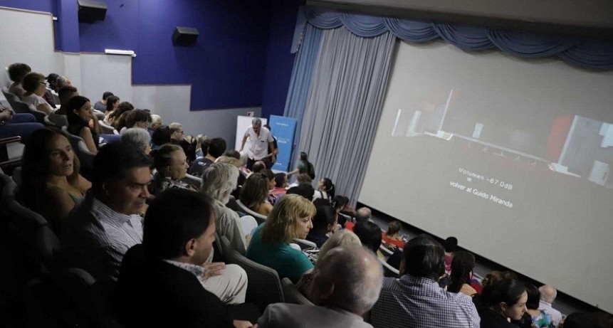 REABRI&Oacute; EL RENOVADO MICROCINE DEL GUIDO MIRANDA CON LA PROYECCI&Oacute;N DE &ldquo;ARGENTINA, 1985&rdquo;