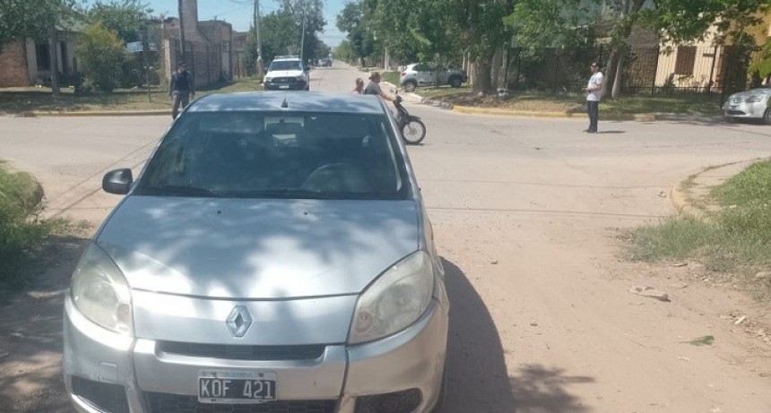 Villa &Aacute;ngela: UNA MUJER RESULT&Oacute; LESIONADA AL COLISIONAR CON UN AUTOM&Oacute;VIL 