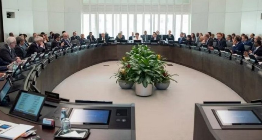 Reuni&oacute;n del FMI: EL DIRECTORIO AUTORIZ&Oacute; EL DESEMBOLSO DE USD 5.400 MILLONES PARA ARGENTINA