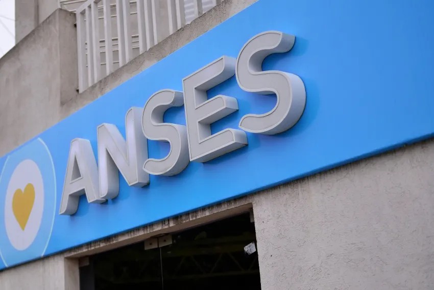 Comienza este martes el pago del bono de $ 70.000 para jubilados y pensiones m&iacute;nimas