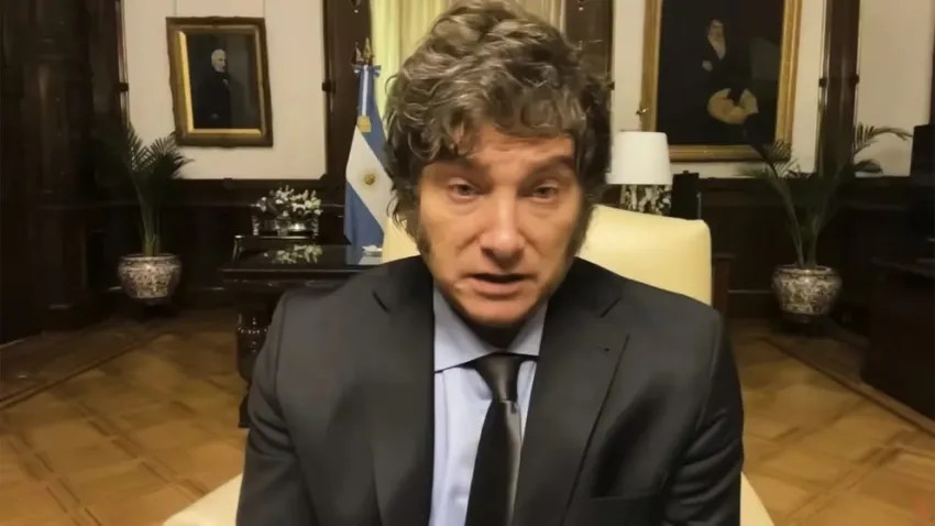 Milei ech&oacute; al Secretario de Trabajo por la pol&eacute;mica de los aumentos de sueldos