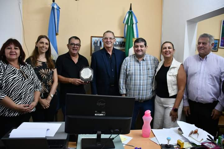 Villa &Aacute;ngela: EL MUNICIPIO RECONOCI&Oacute; AL DR. JOS&Eacute; LIPSICH