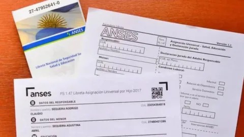 Anses: hasta el 31 de marzo se podr&aacute; presentar la libreta de AUH