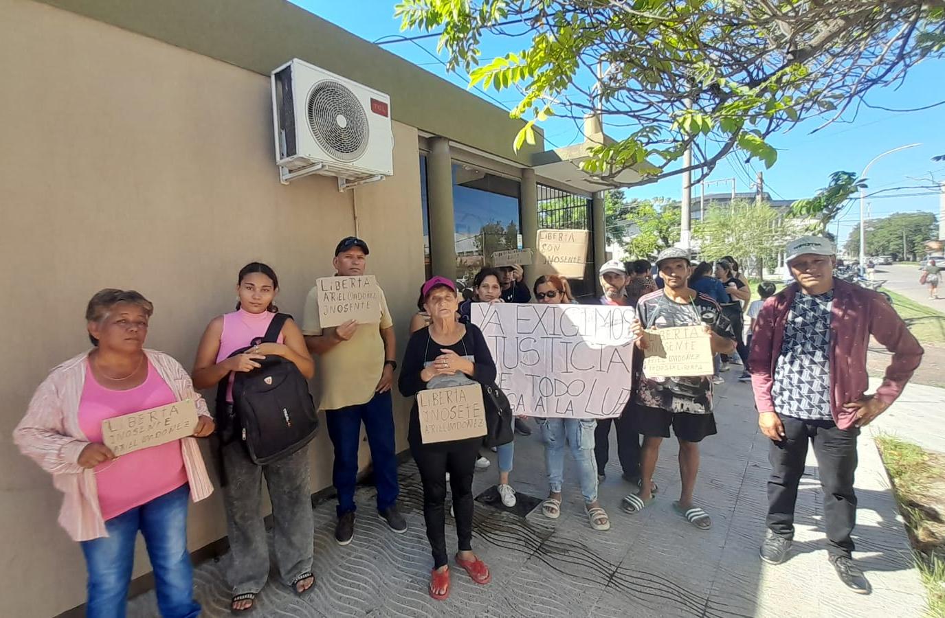 VILLA &Aacute;NGELA: SUPUESTO ABUSO SEXUAL &mdash; &ldquo;SON INOCENTES Y TENEMOS PRUEBAS&rdquo;, AFIRMAN FAMILIARES DE LOS DETENIDOS