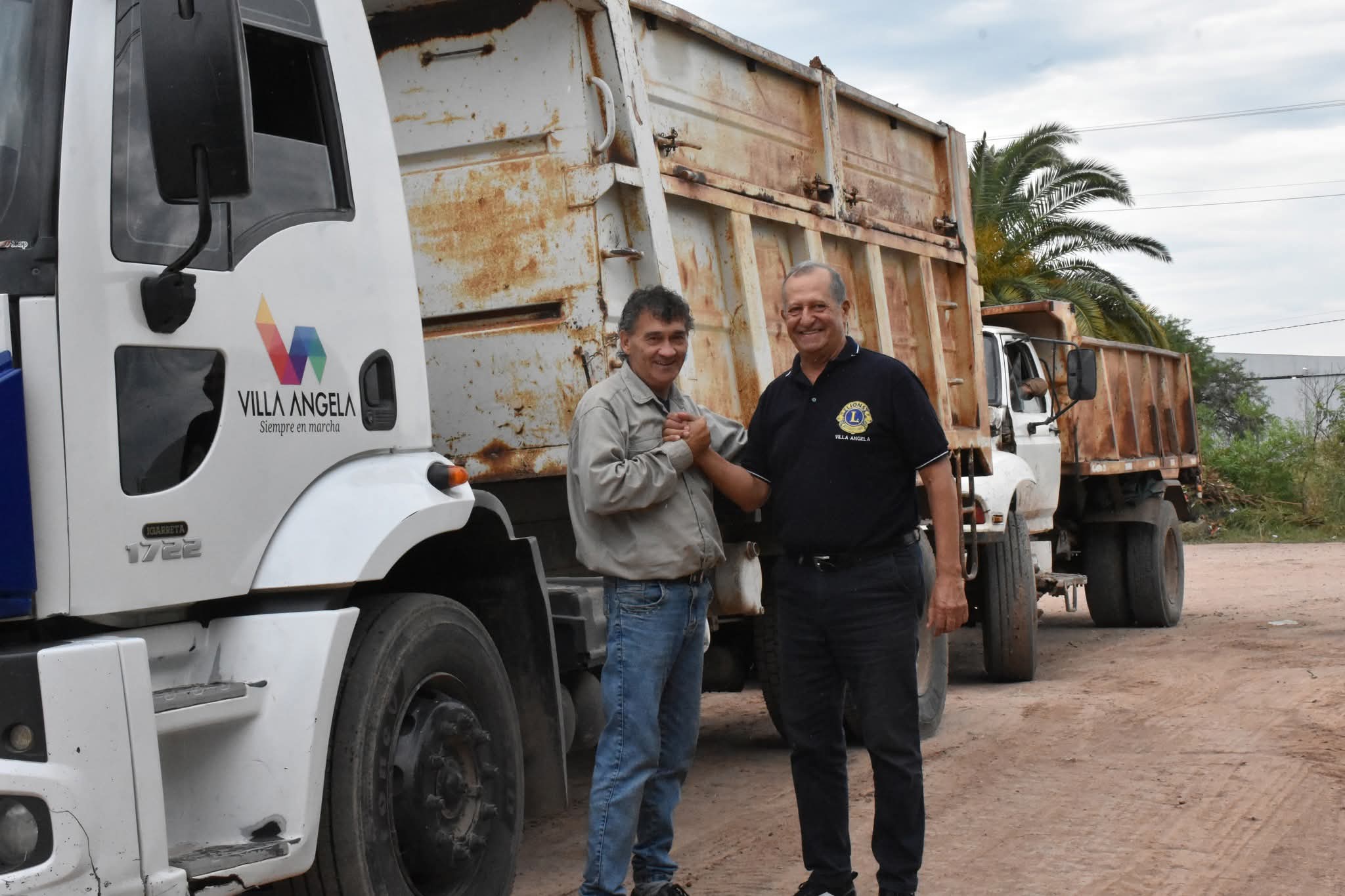 VILLA &Aacute;NGELA: EL MUNICIPIO AVANZA CON TRABAJOS DE RELLENO DE CALLES EN EL BARRIO SARGENTO CABRAL