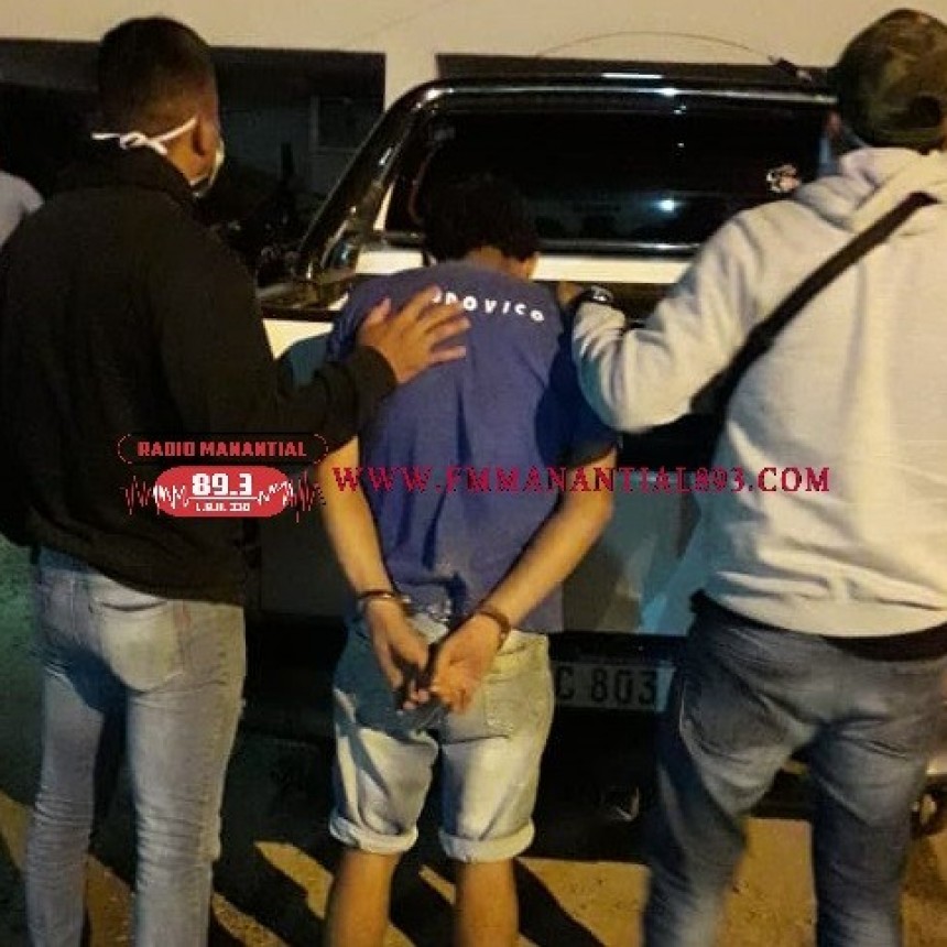 VILLA &Aacute;NGELA: PERSONAL POLICIAL INFORMA DE UN DETENIDO POR VIOLENTAR EL DECRETO DE CUARENTENA.