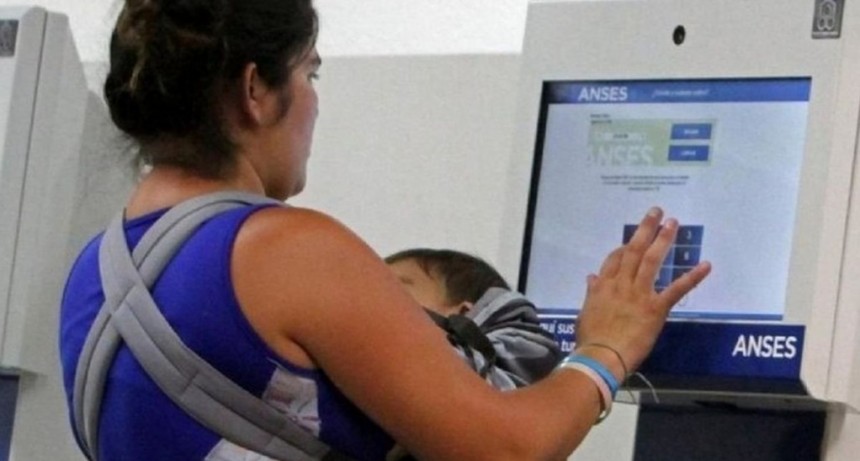 Anses acreditar&aacute; con la AUH el monto de la tarjeta Alimentar