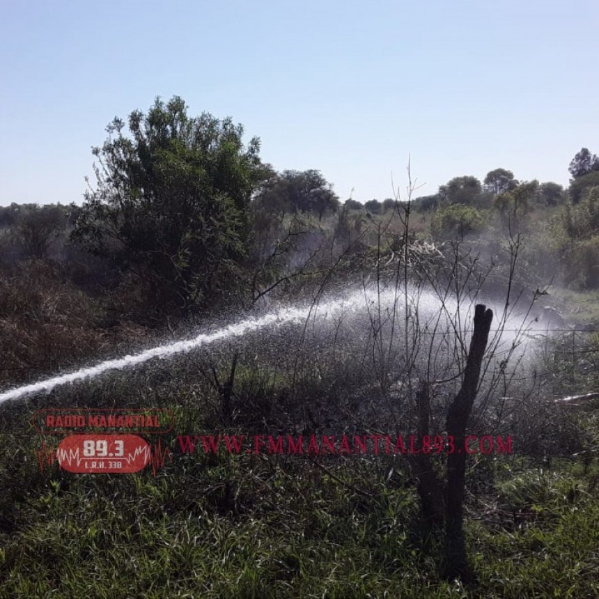 VILLA &Aacute;NGELA: UN NUEVO INCENDIO INTENCIONAL EN EL QUE DEBI&Oacute; INTERVENIR EL PERSONAL DE BOMBEROS