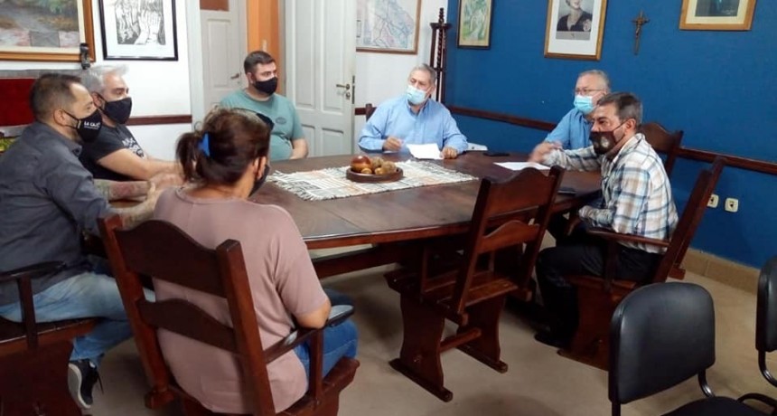 Villa &Aacute;ngela: EL MUNICIPIO RECIBI&Oacute; A GASTRON&Oacute;MICOS LOCALES