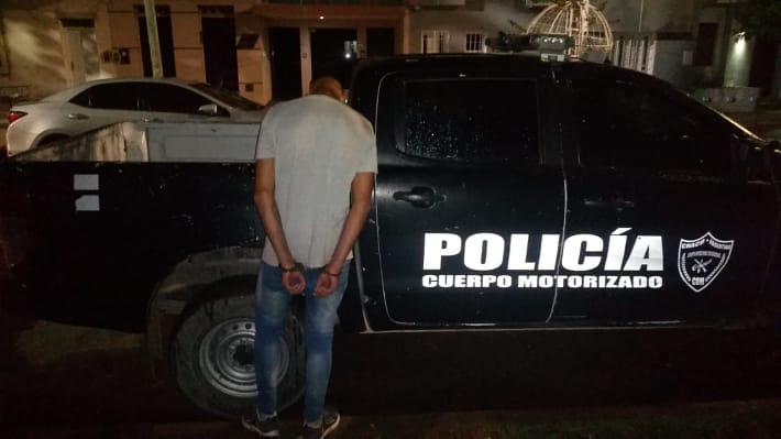 S&aacute;enz Pe&ntilde;a :Detienen a un joven con pedido de captura por robo