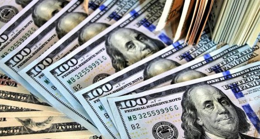 El d&oacute;lar blue cotiza a su valor m&aacute;s bajo desde diciembre