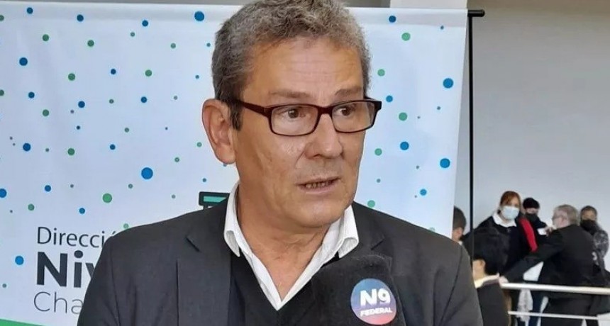 Lineras defendi&oacute; la idea de agregar una hora m&aacute;s de clase
