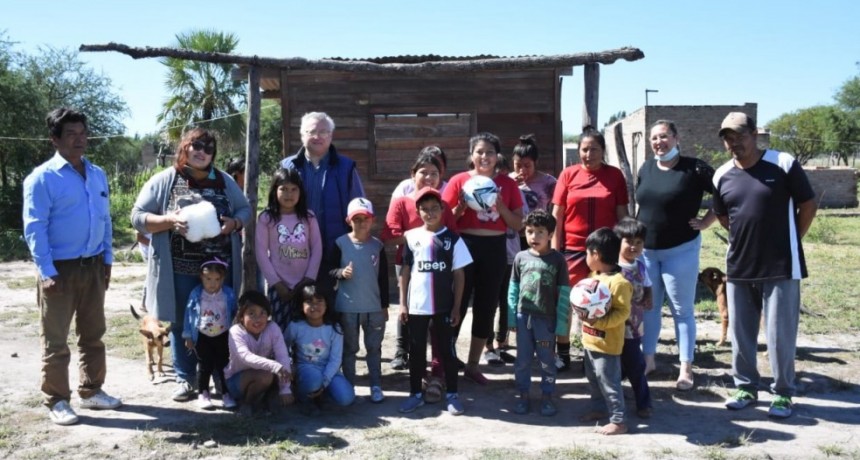 Villa &Aacute;ngela: FUNCIONARIOS MUNICIPALES VISITARON PUEBLOS ORIGINARIOS 