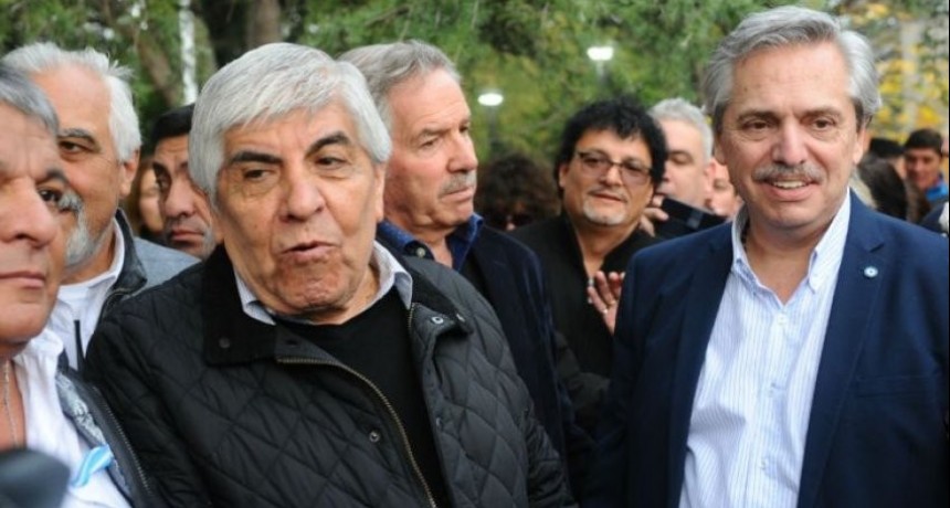 Camioneros: el Gobierno destinar&aacute; un subsidio de $500 millones al mes para formar choferes y construir paradores