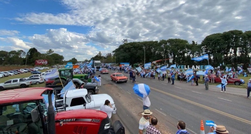 Rurales del interior y productores autoconvocados vuelven a expresar su rechazo a la pol&iacute;tica oficial con una marcha a Plaza de Mayo