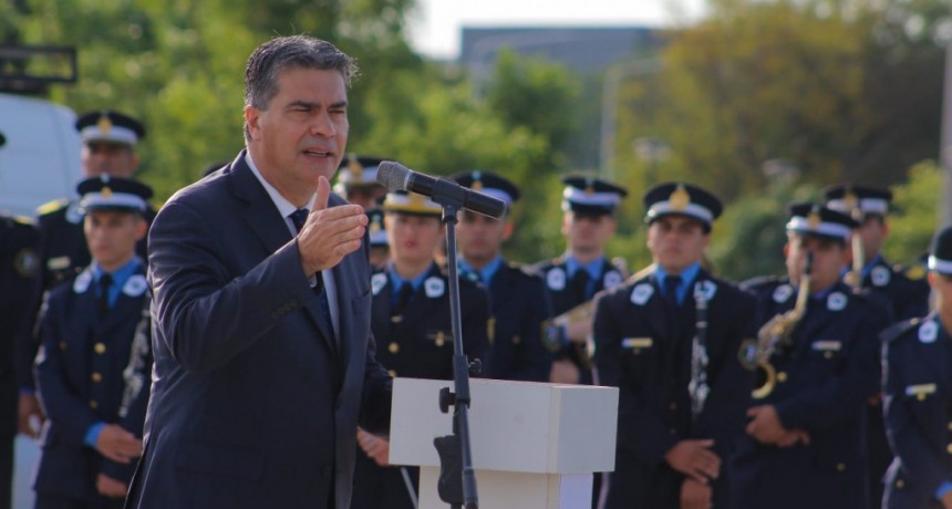 EN EL ACTO DE EGRESO DE 105 OFICIALES DE LA POLIC&Iacute;A DEL CHACO, CAPITANICH DESTAC&Oacute; EL ACCIONAR PREVENTIVO DE LAS FUERZAS DE SEGURIDAD