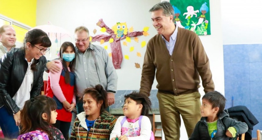 Castelli: Capitanich inaugur&oacute; obras destinadas a la primera infancia y entreg&oacute; equipamiento para familias rurales