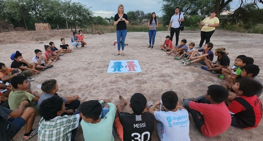 EL MUNICIPIO REALIZA CHARLAS PREVENTIVAS EN LAS DIFERENTES ESCUELAS DEPORTIVAS INFANTILES