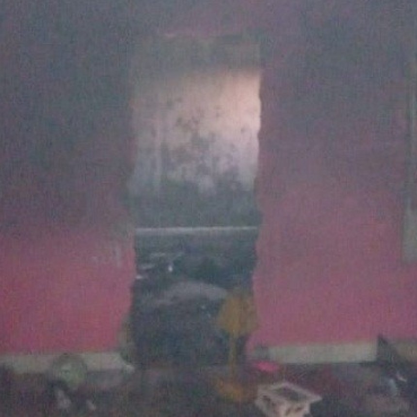 Villa &Aacute;ngela: BOMBEROS SOFOCARON EL INCENDIO DE UNA VIVIENDA 