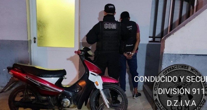 Villa &Aacute;ngela: FUE INTERCEPTADO POR LA POLIC&Iacute;A CUANDO LLEVABA UNA MOTOCICLETA A LA PAR  
