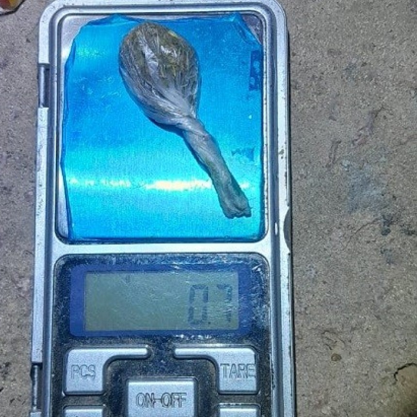 Villa &Aacute;ngela: LO DEMORAN EN CONTROL POLICIAL Y DESCUBREN QUE LLEVABA ESTUPEFACIENTE