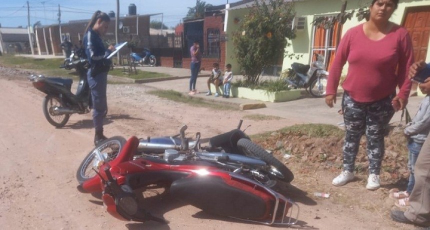Villa &Aacute;ngela: MOTOCICLISTA CON LESIONES LEVES EN UN CHOQUE