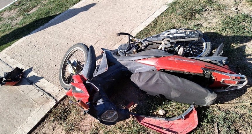 Villa &Aacute;ngela: UN NUEVO ACCIDENTE DE TR&Aacute;NSITO DEJ&Oacute; TRES PERSONAS LESIONADAS