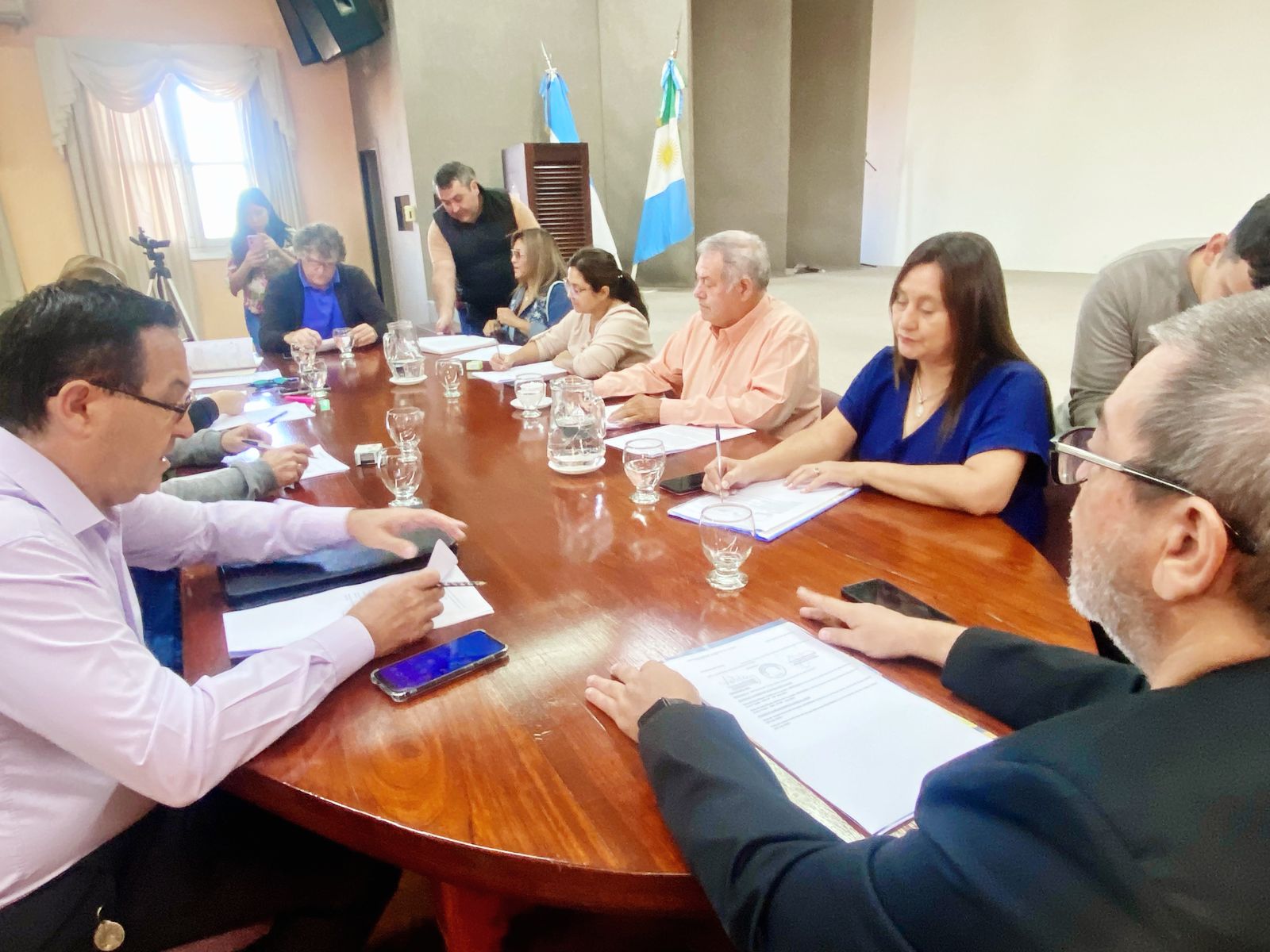 SESI&Oacute;N ORDINARIA DEL CONCEJO: PEDIDOS DE INFORME, RECLAMOS VECINALES Y EXIGENCIAS DE EQUIDAD EN LOS SERVICIOS P&Uacute;BLICOS 