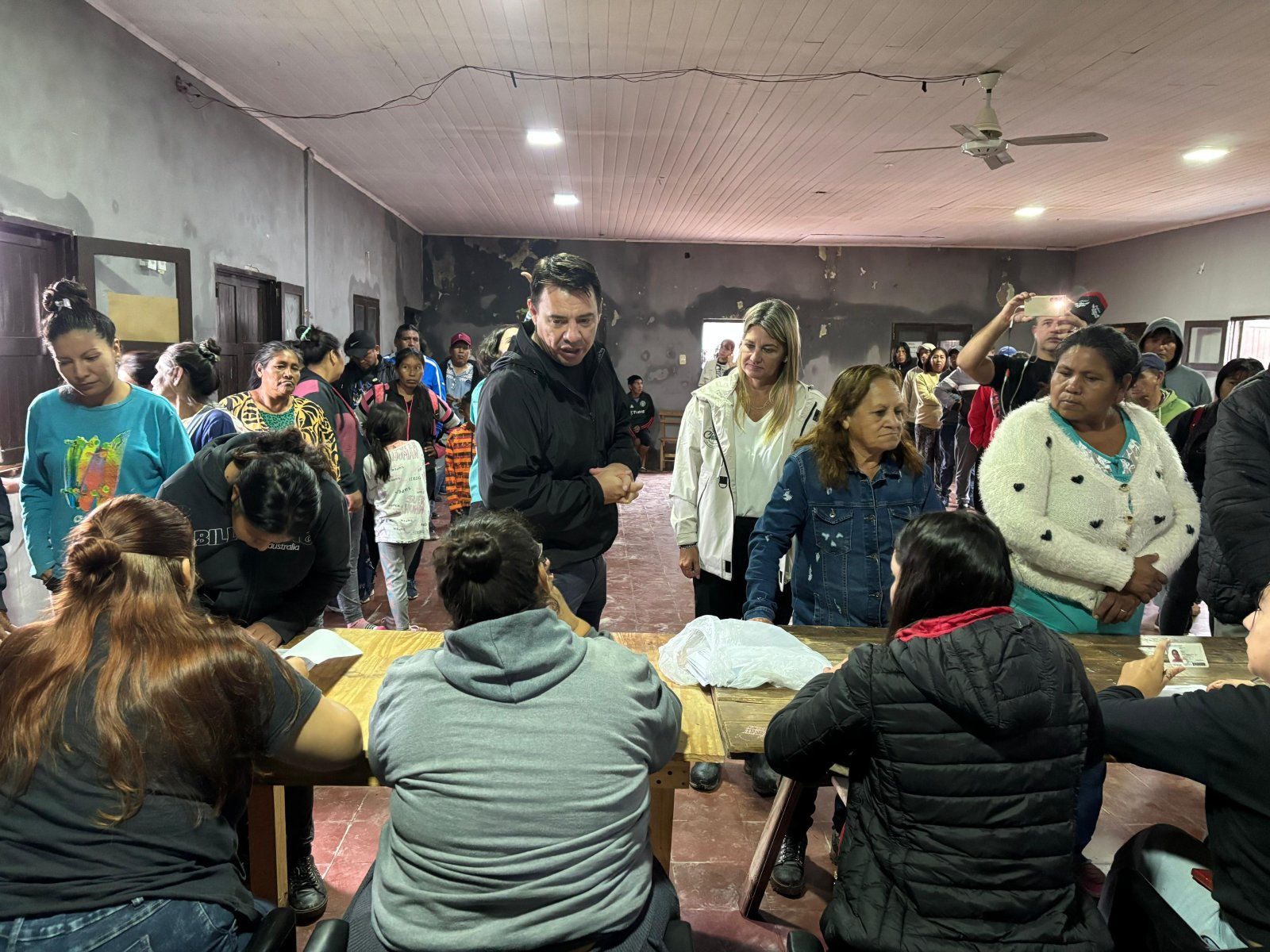 CASTELLI: &ldquo;NUESTRA PRIORIDAD ES LA GENTE, ES UNA L&Iacute;NEA MUY CLARA QUE NOS MARCA EL GOBERNADOR&rdquo; EXPRES&Oacute; RESICO