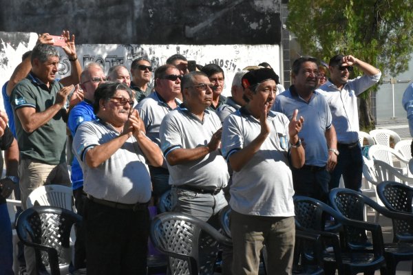 VILLA &Aacute;NGELA CONMEMOR&Oacute; EL 2 DE ABRIL CON UN EMOTIVO ACTO EN LA PLAZA GENERAL SAN MART&Iacute;N