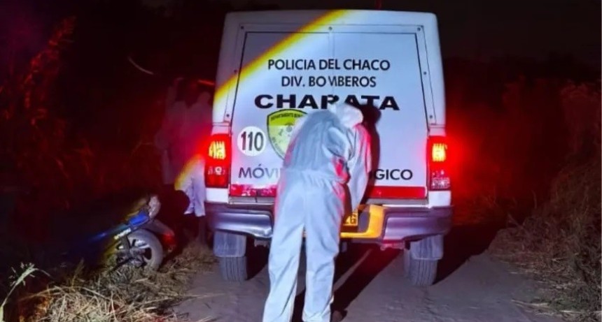 General Pinedo: un hombre muri&oacute; y otro fue hospitalizado tras caer de una moto