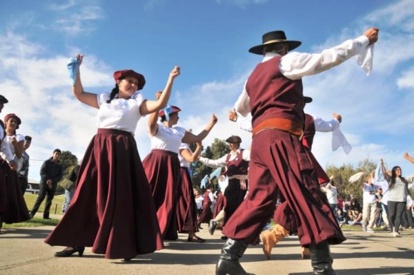 D&iacute;a Nacional de la Zamba: la danza que enamora y representa la identidad argentina