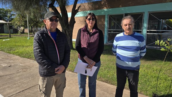 Villa &Aacute;ngela: Municipio acompa&ntilde;a a la EES N&deg;114 con obras y aportes para fortalecer su espacio educativo