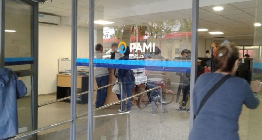 Con 10% de aumento, comienza el pago del programa alimentario de PAMI