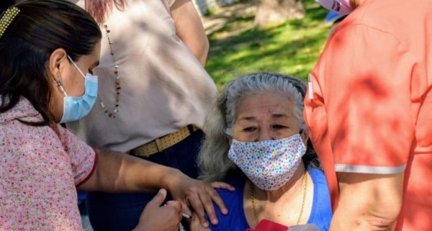 COVID-19: Chaco complet&oacute; la vacunaci&oacute;n del personal de salud y mayores de 80 a&ntilde;os