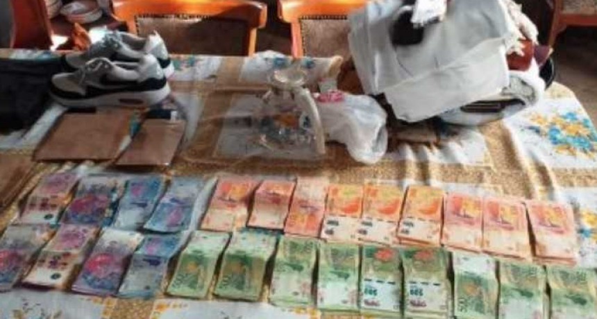 Cinco detenidos y gran cantidad de secuestros tras allanamientos por robo a un ex funcionario provincial