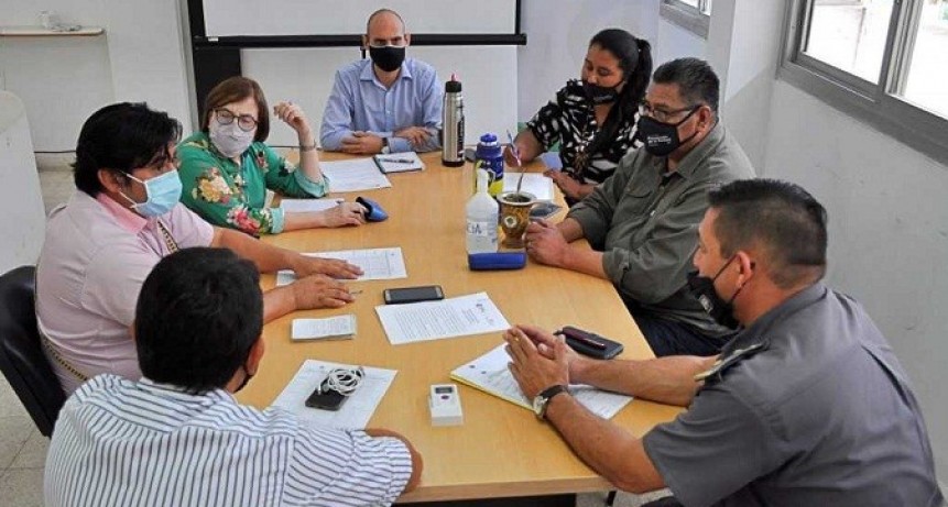 PERSONAS PRIVADAS DE SU LIBERTAD: Buscan implementar perspectiva intercultural y pluriling&uuml;e en procesos de reinserci&oacute;n social