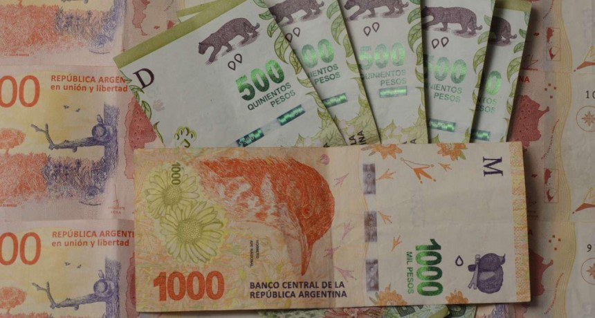 El Gobierno oficializ&oacute; el nuevo salario m&iacute;nimo: as&iacute; quedar&aacute;n los montos, mes a mes