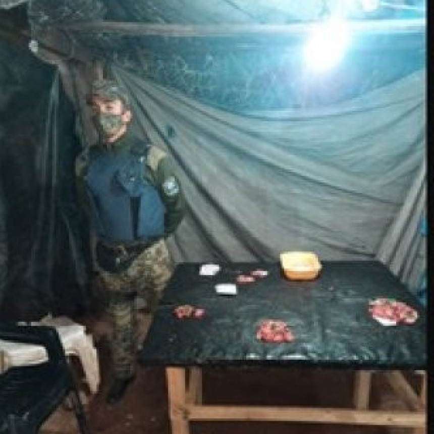 Las Bre&ntilde;as - Fueron Sorprendidos por la Polic&iacute;a mientras Apostaban en Juegos de Azar 