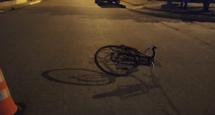 Villa &Aacute;ngela: ACCIDENTE DE TR&Aacute;NSITO ENTRE UNA CAMIONETA Y UNA BICI DEJ&Oacute; UNA PERSONA LESIONADA