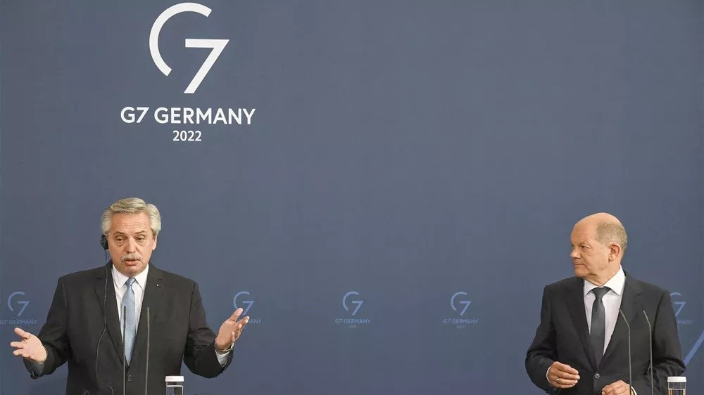 Fernández fue invitado a participar de la Cumbre del G-7