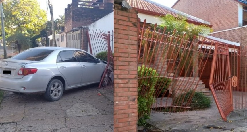 Resistencia: Esquiv&oacute; a un motociclista que se accident&oacute;, subi&oacute; a la vereda y choc&oacute; contra las rejas de una casa