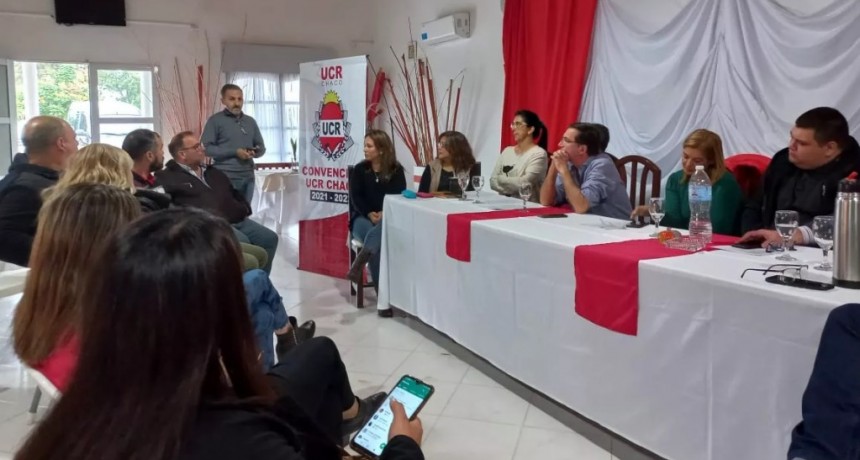 Mesa Ejecutiva de la Convenci&oacute;n UCR: trataron los salarios y la educaci&oacute;n