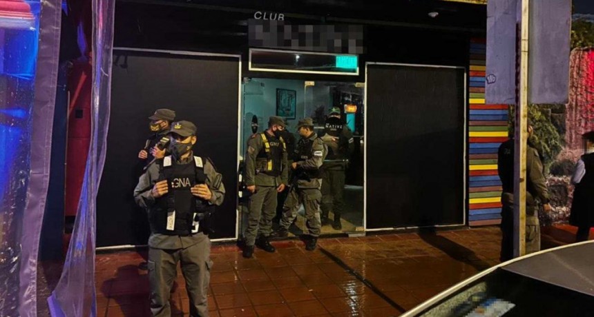 Desarticulan una organizaci&oacute;n narcocriminal tras efectuar doce allanamientos: uno de ellos en S&aacute;enz Pe&ntilde;a
