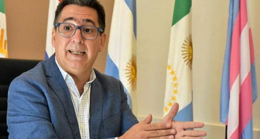 Transporte p&uacute;blico: Gustavo Mart&iacute;nez critic&oacute; "asimetr&iacute;as" con el AMBA, dijo que "no es justo" y llam&oacute; a repensar el "federalismo"